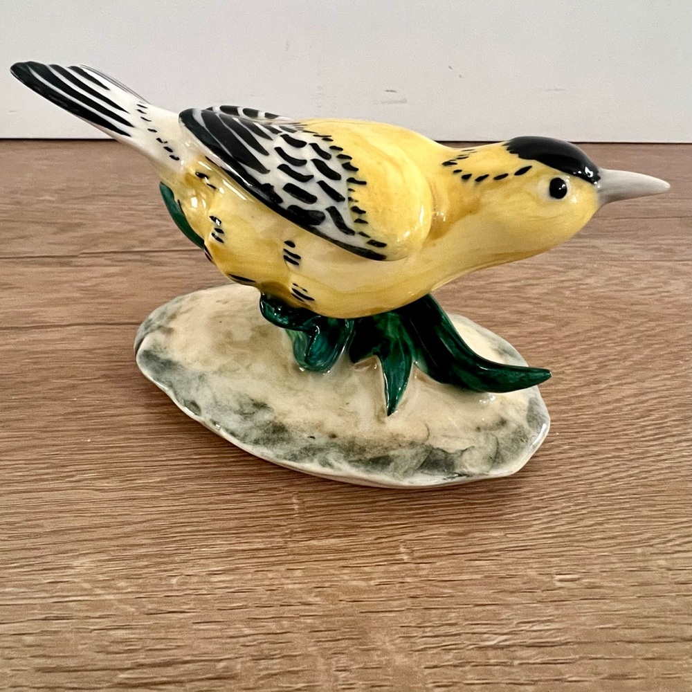 Rare Signed By HC Pennsbury Pottery Bird Figurine Goldfinch #102